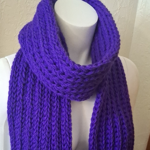 Purple Knit Scarf - Picture 2 of 3